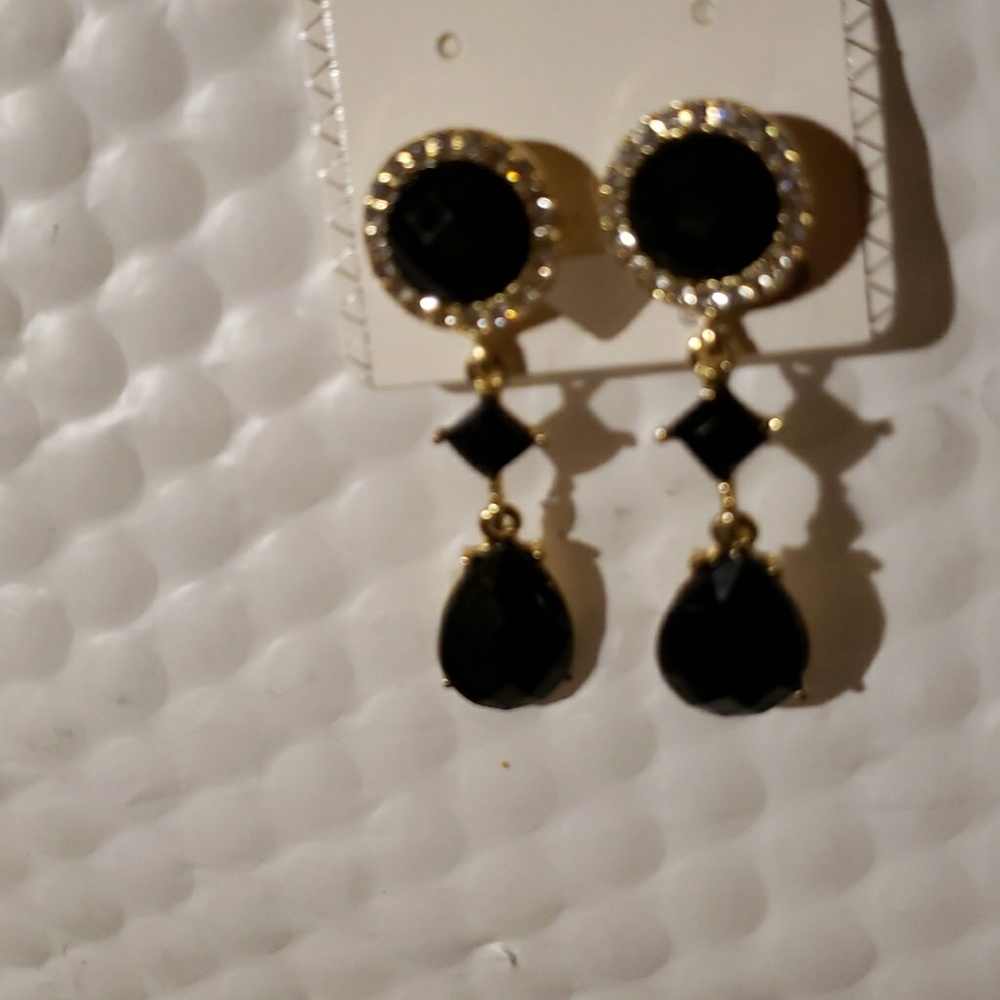 BLACK EARRINGS